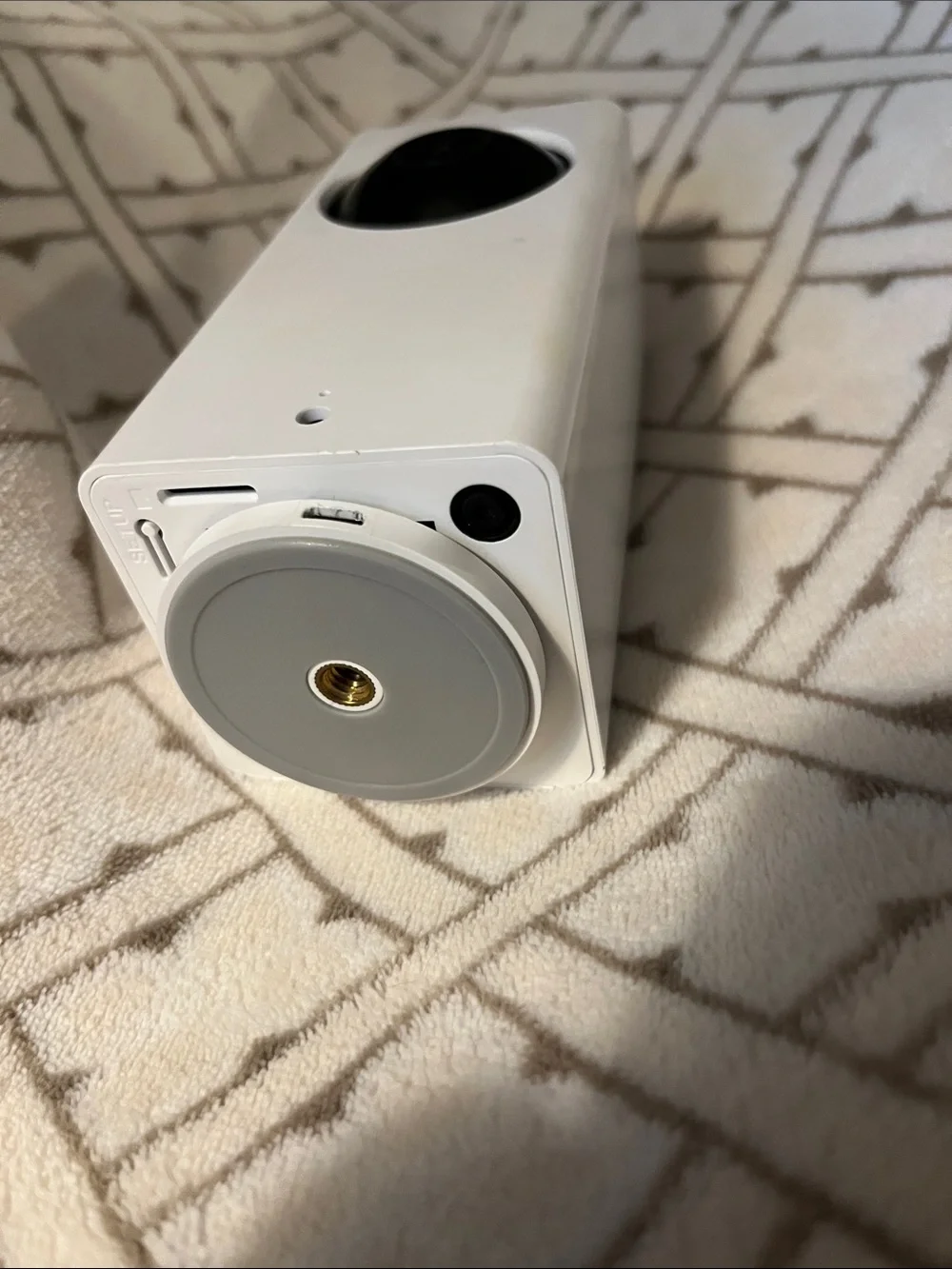 Roku White Indoor Wi‑Fi Security Camera with Wide Lens